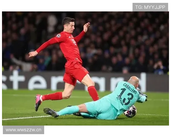 莱万是否缺乏经典战役表现