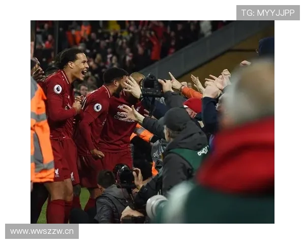 范迪克训练后回家连鞋都不脱，普通人压力山大啊这生活跨度！